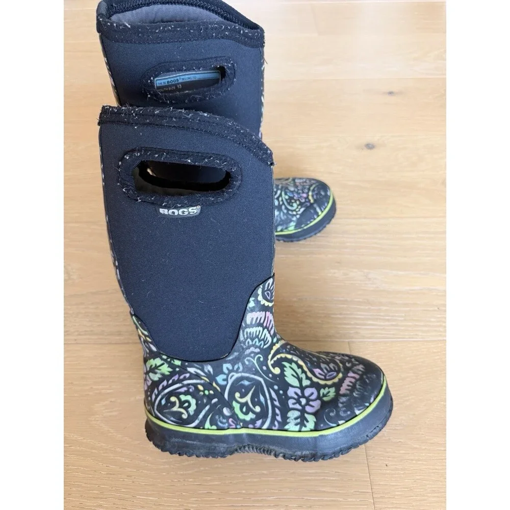 Bogs Youth Size 13 Neo Classic Insulated Boots Waterproof Paisley Girls